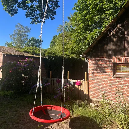 Gemuetliche Mit Eigenem Garten Auf Dem Lohof Schneverdingen